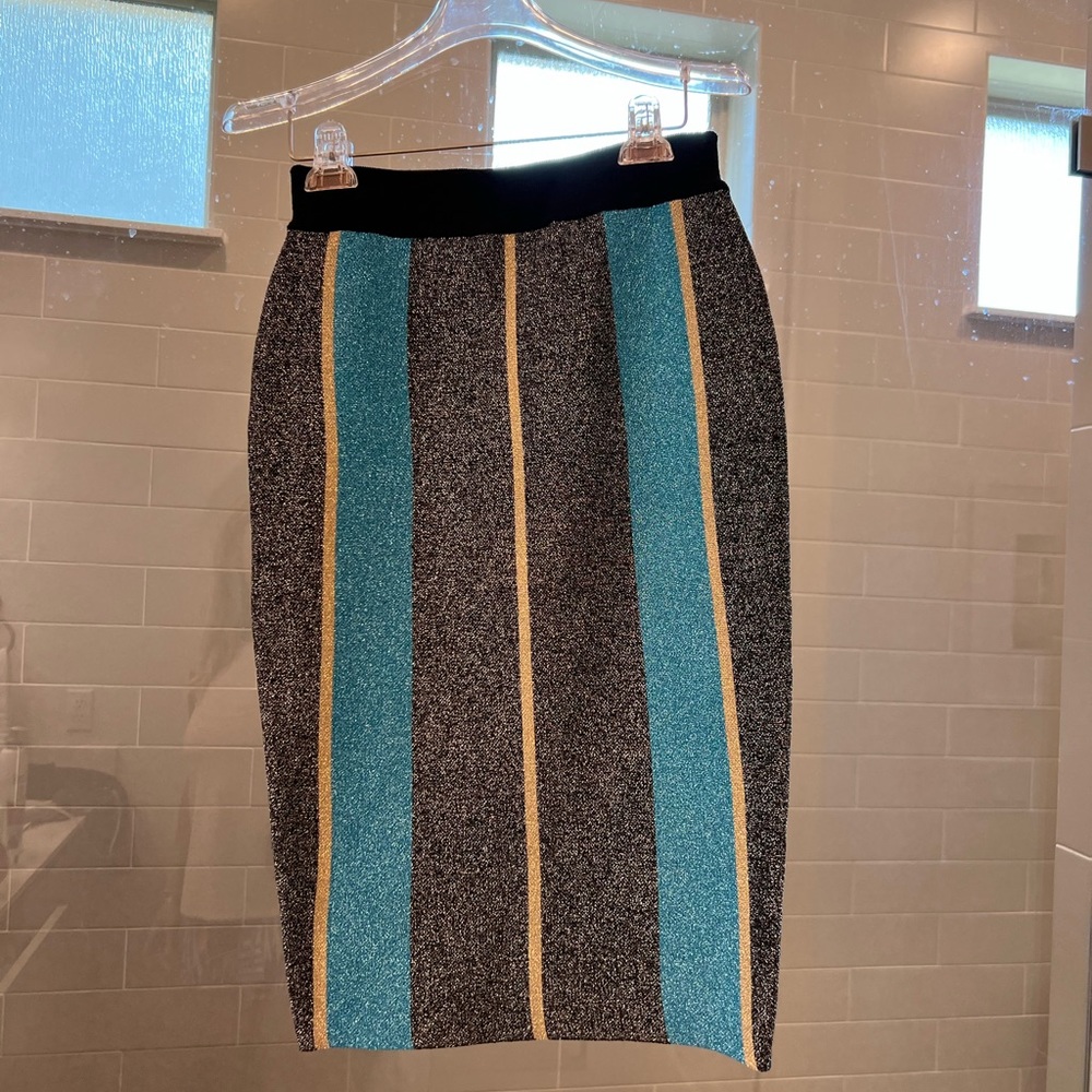 Metallic pencil skirt